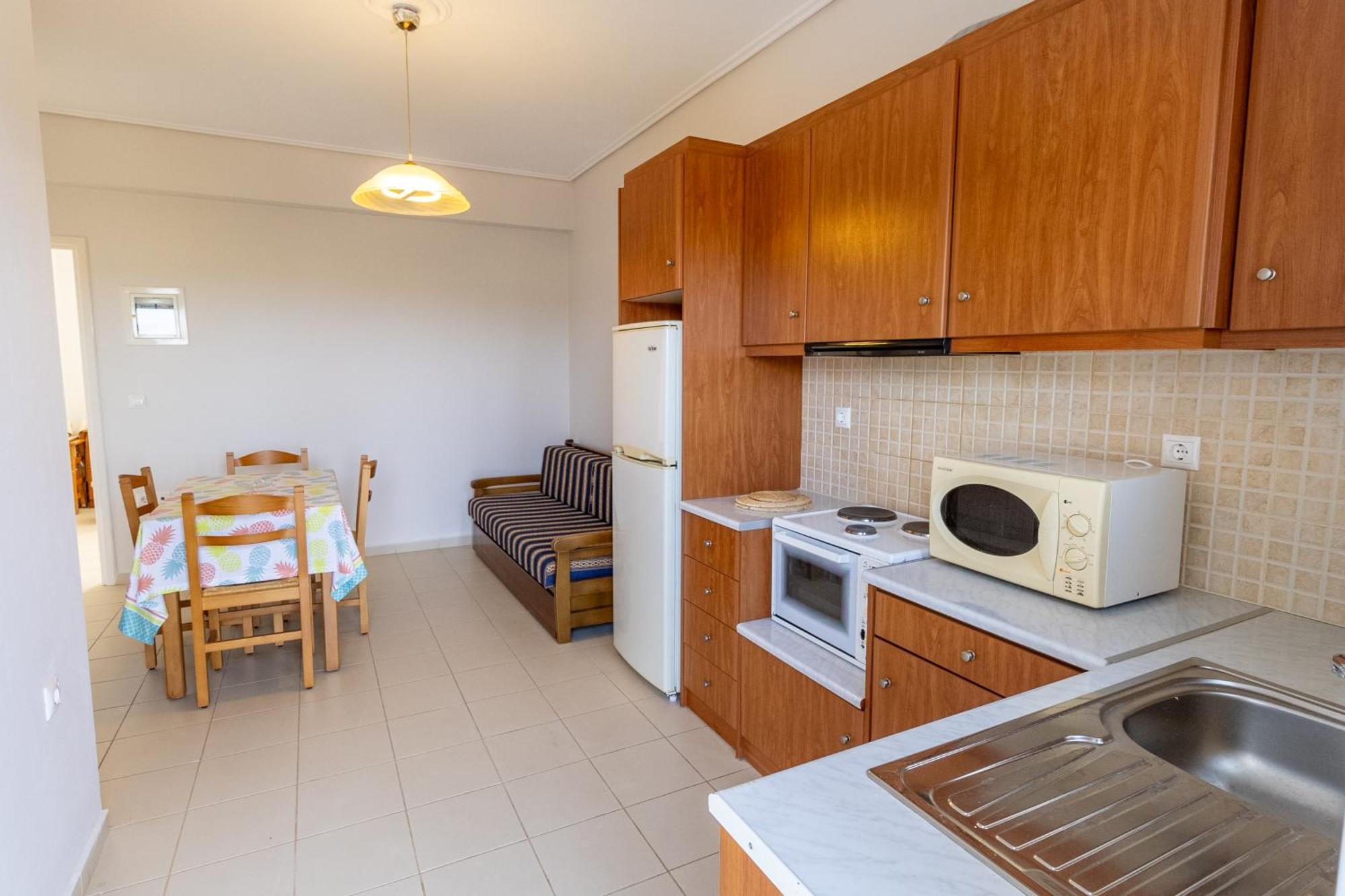Apartments Thekla Karavádhos Екстериор снимка